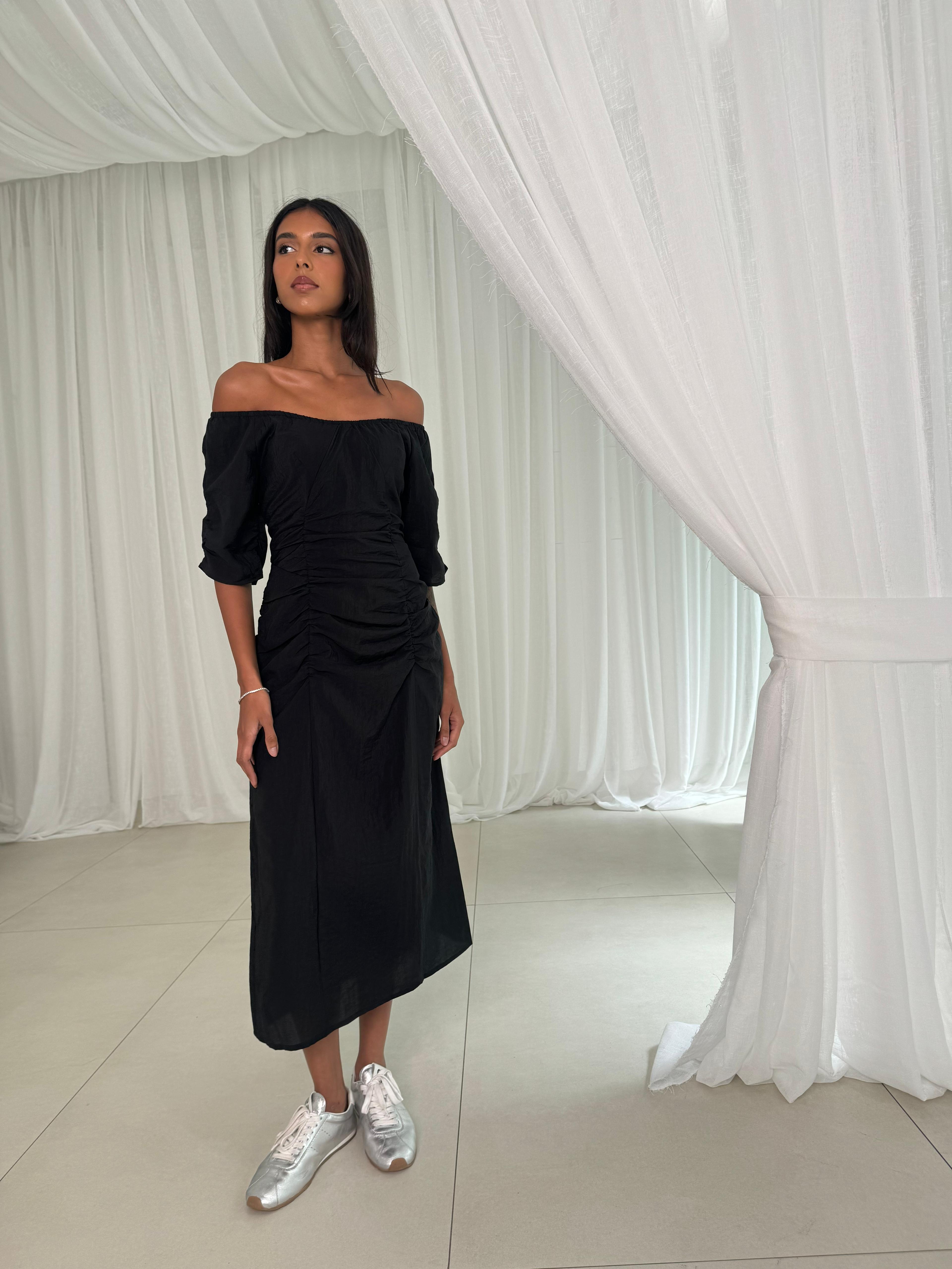 The Classic dress | Black