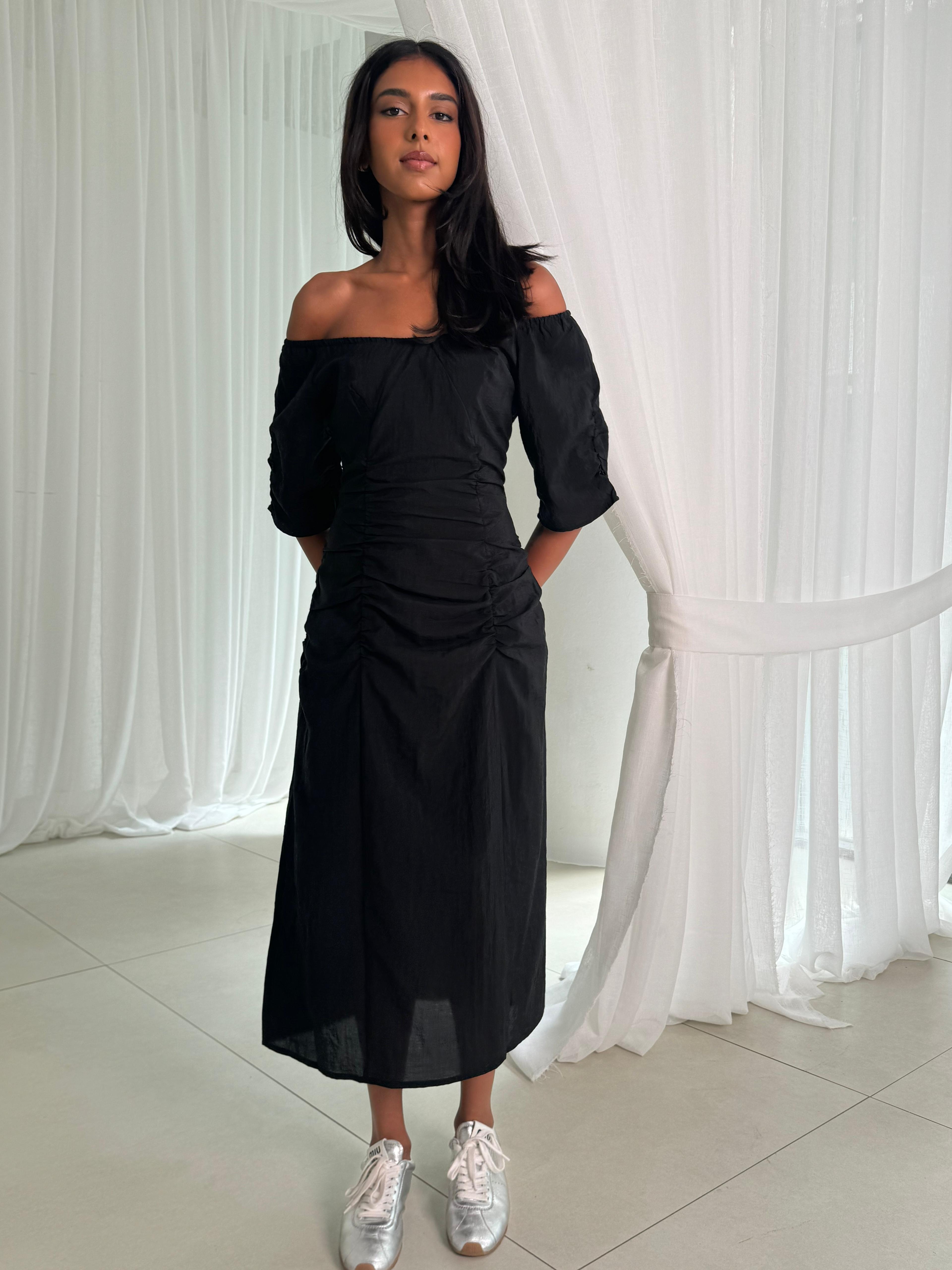 The Classic dress | Black