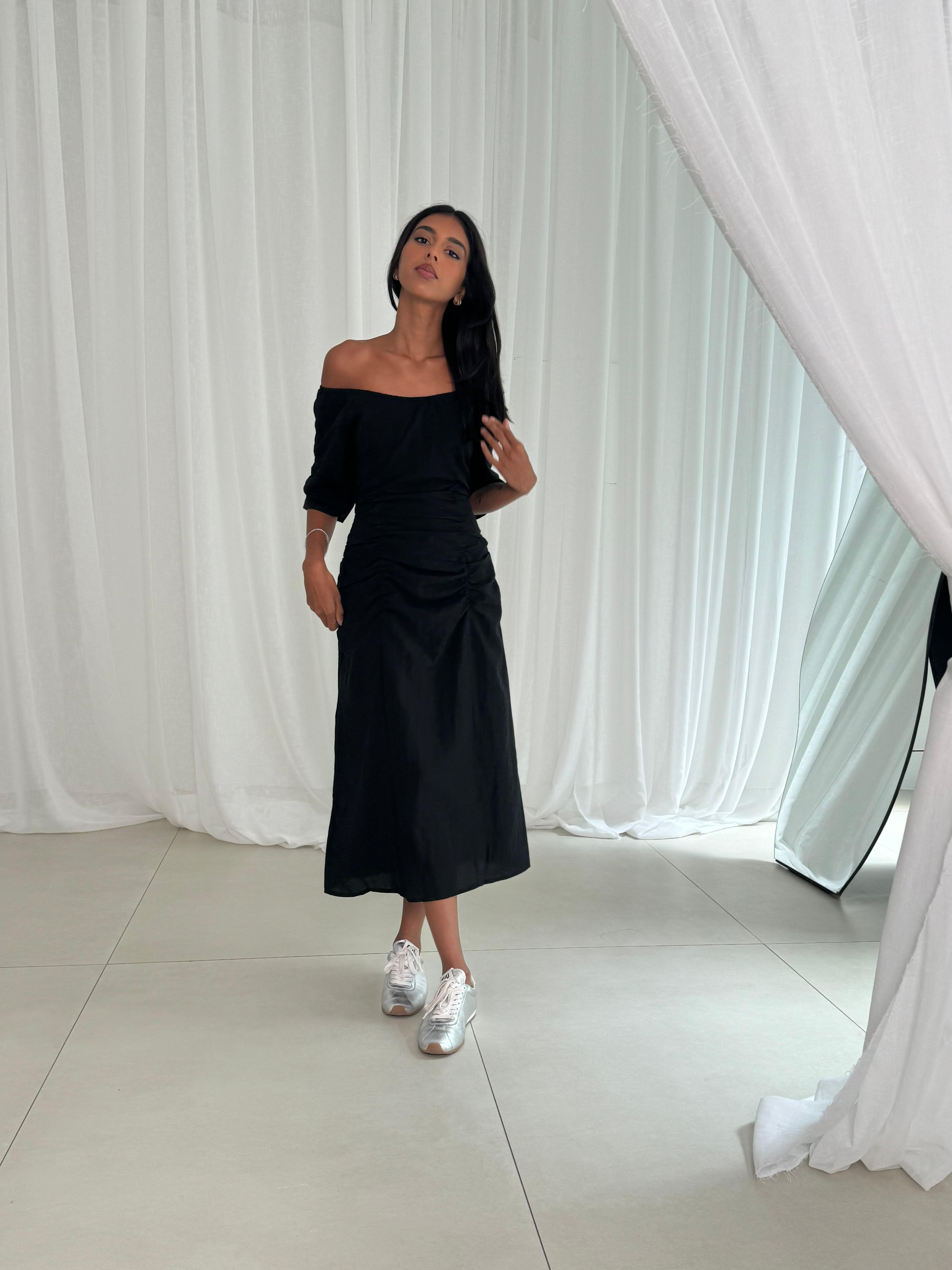 The Classic dress | Black