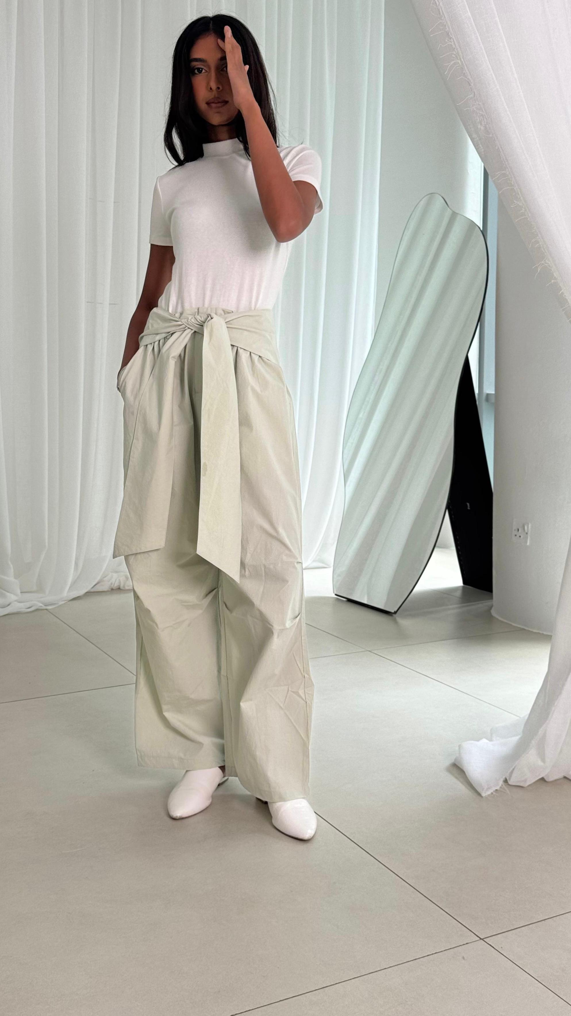 Modern | Light Green