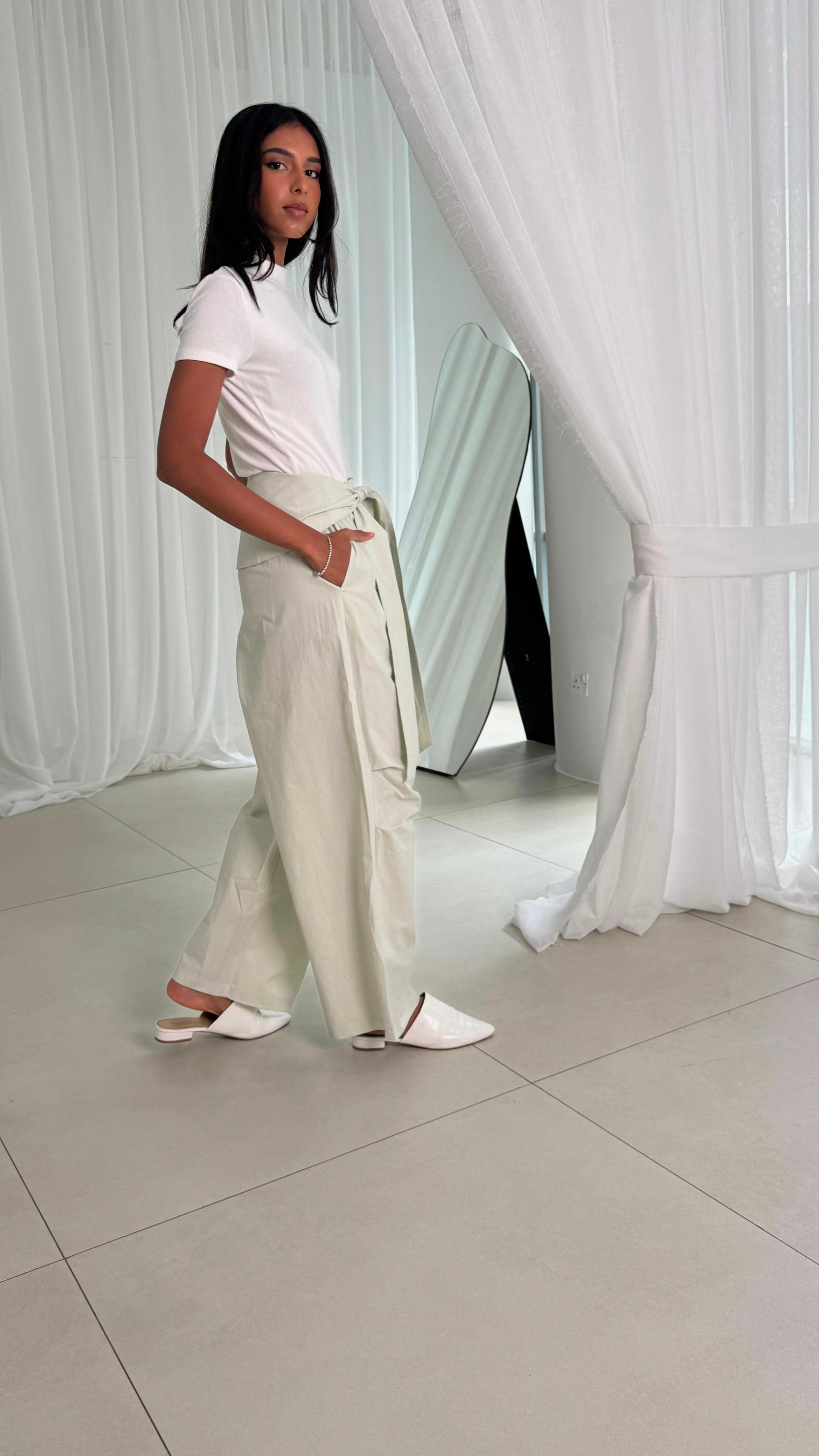 Modern | Light Green