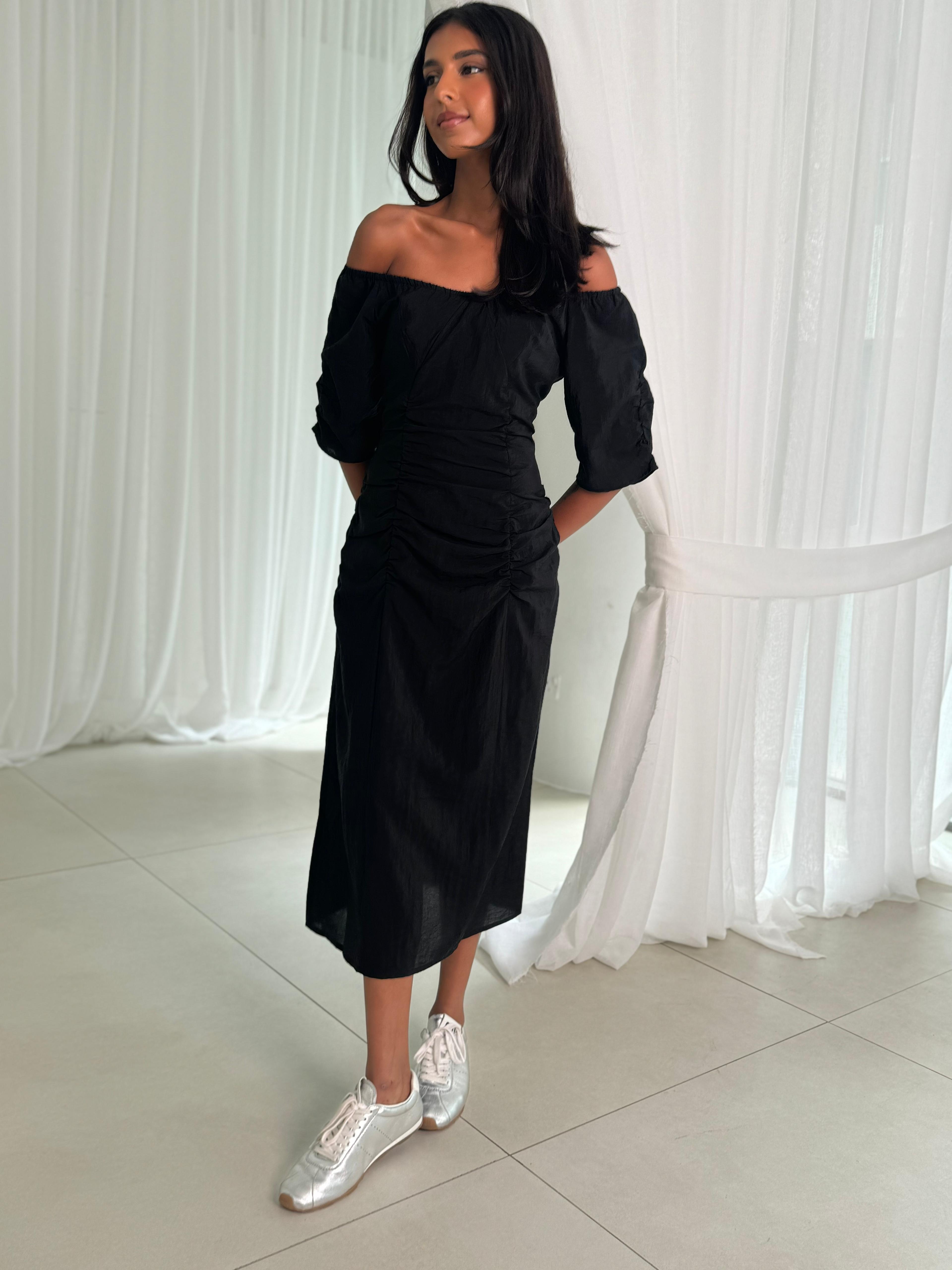 The Classic dress | Black